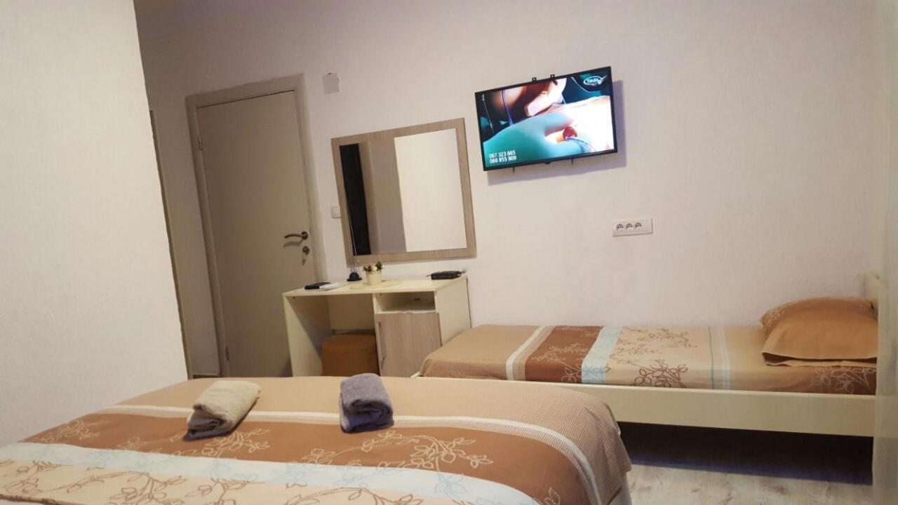 Apartments Ardoni Ulcinj Bagian luar foto