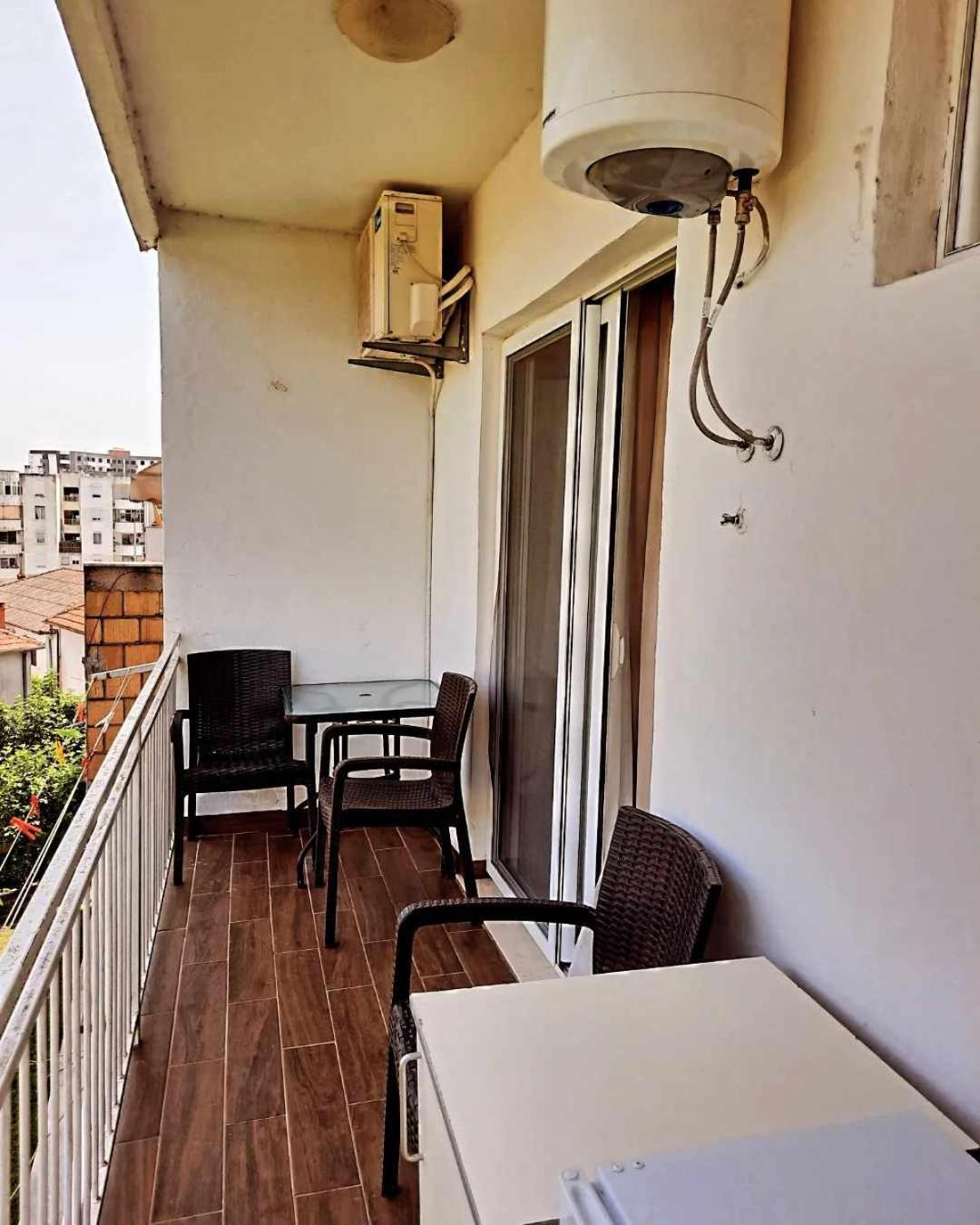 Apartments Ardoni Ulcinj Bagian luar foto
