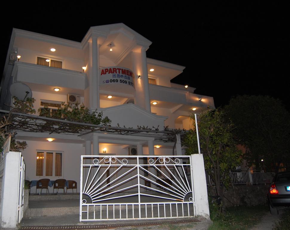 Apartments Ardoni Ulcinj Bagian luar foto